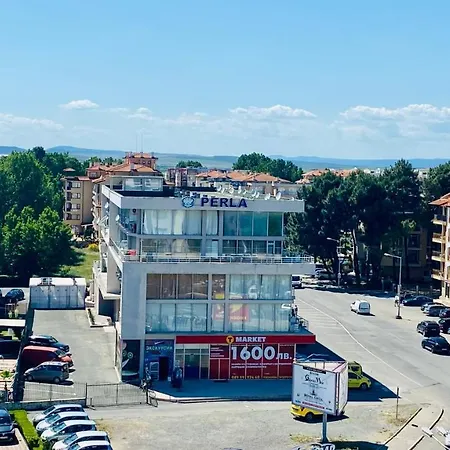 Bratanov Perla Studio Апартаменты *